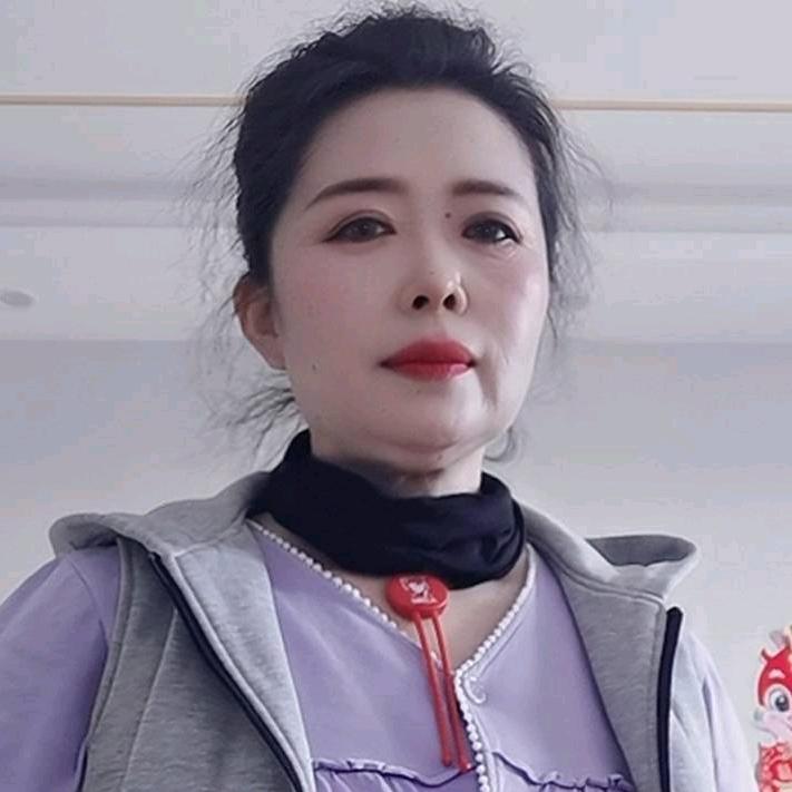 黄萍