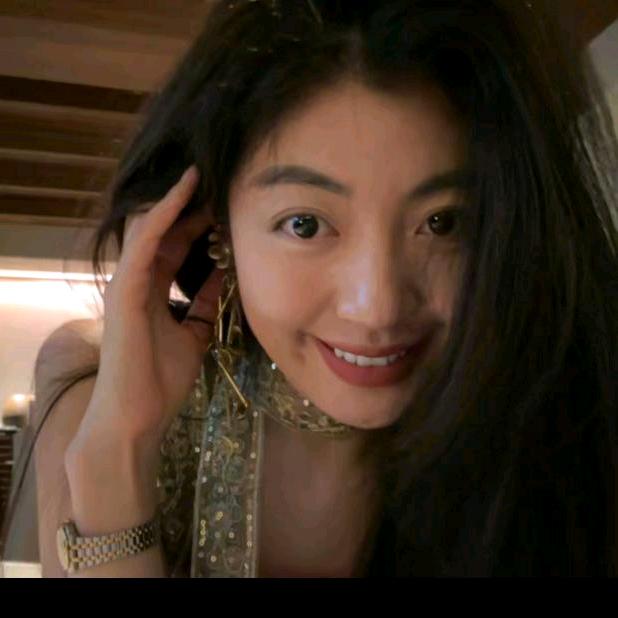 妮蒄轻奢女装的头像