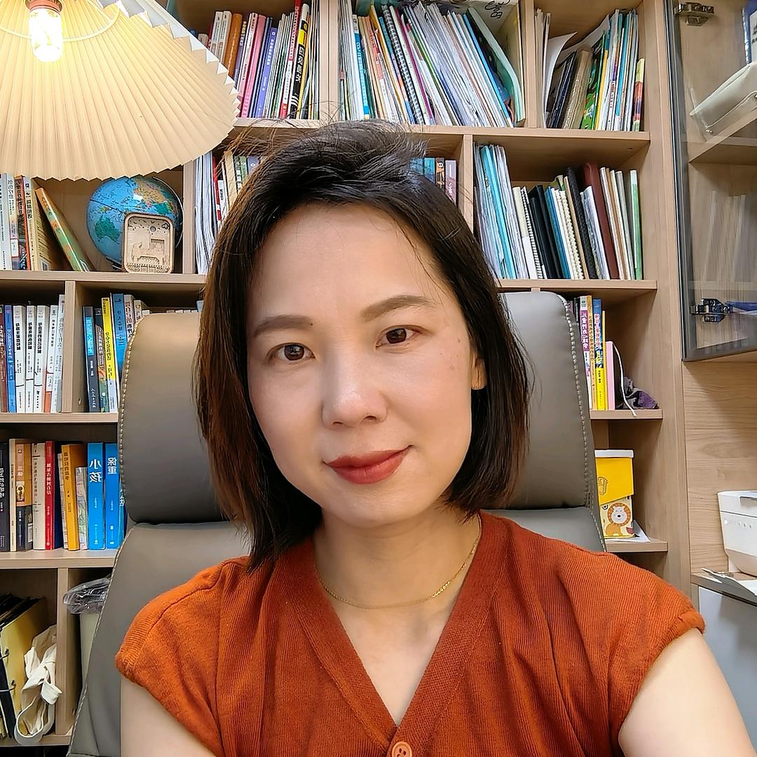 心理咨询师陈玲