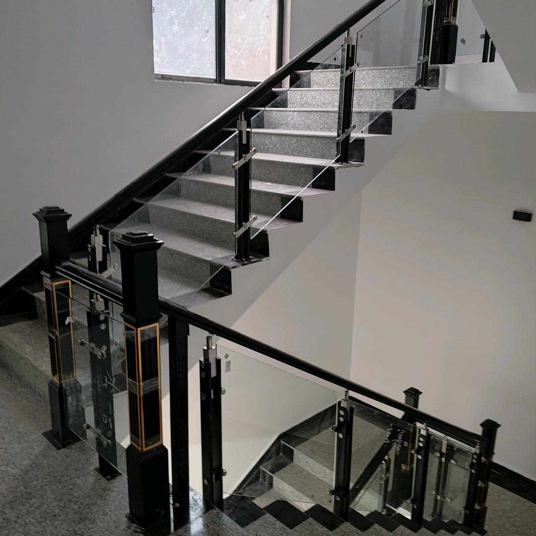 太康轩轩实木楼梯加工