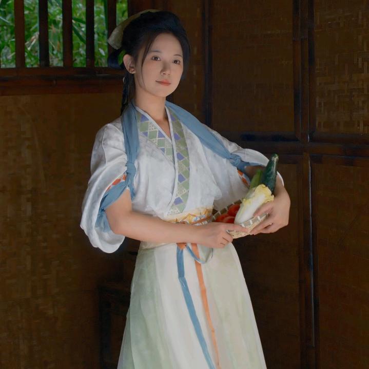 甄甄囤货铺
