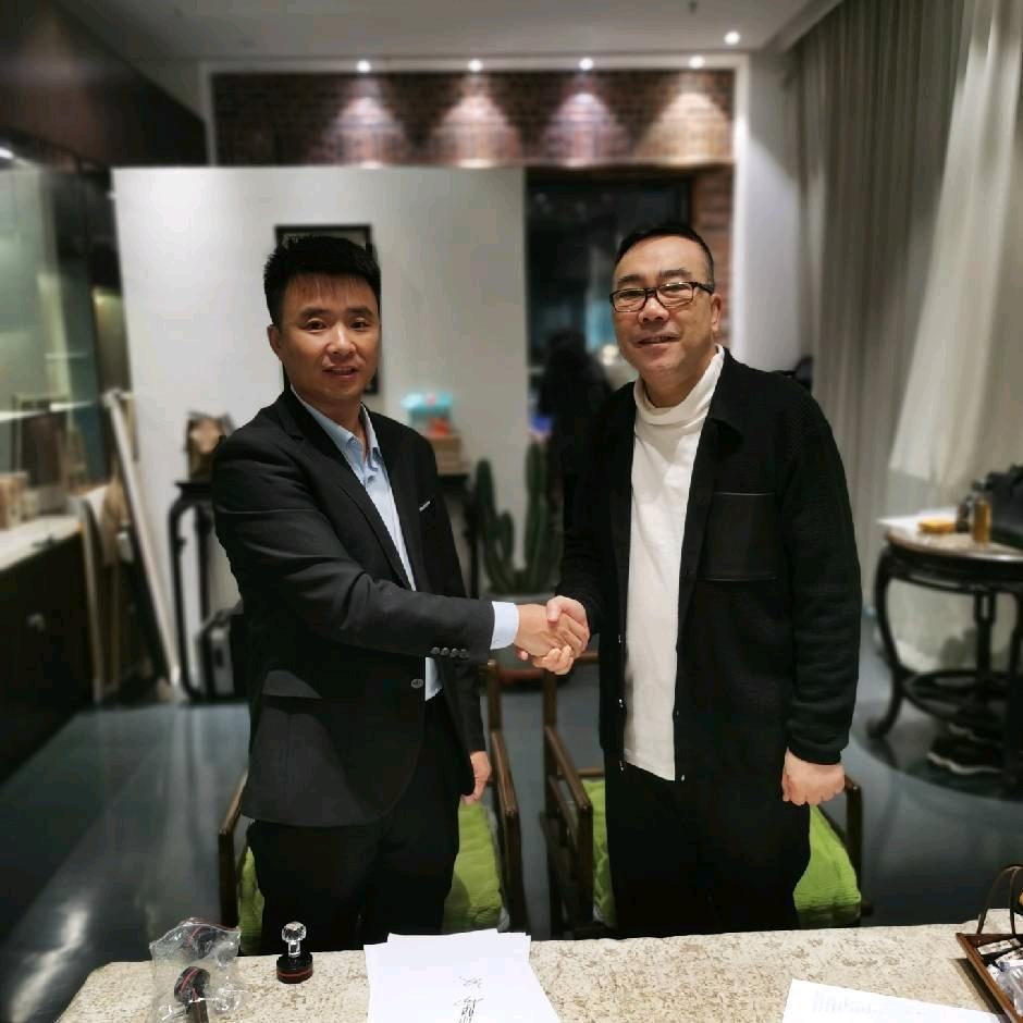 我是厂长小郭
