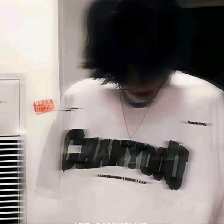 .杰