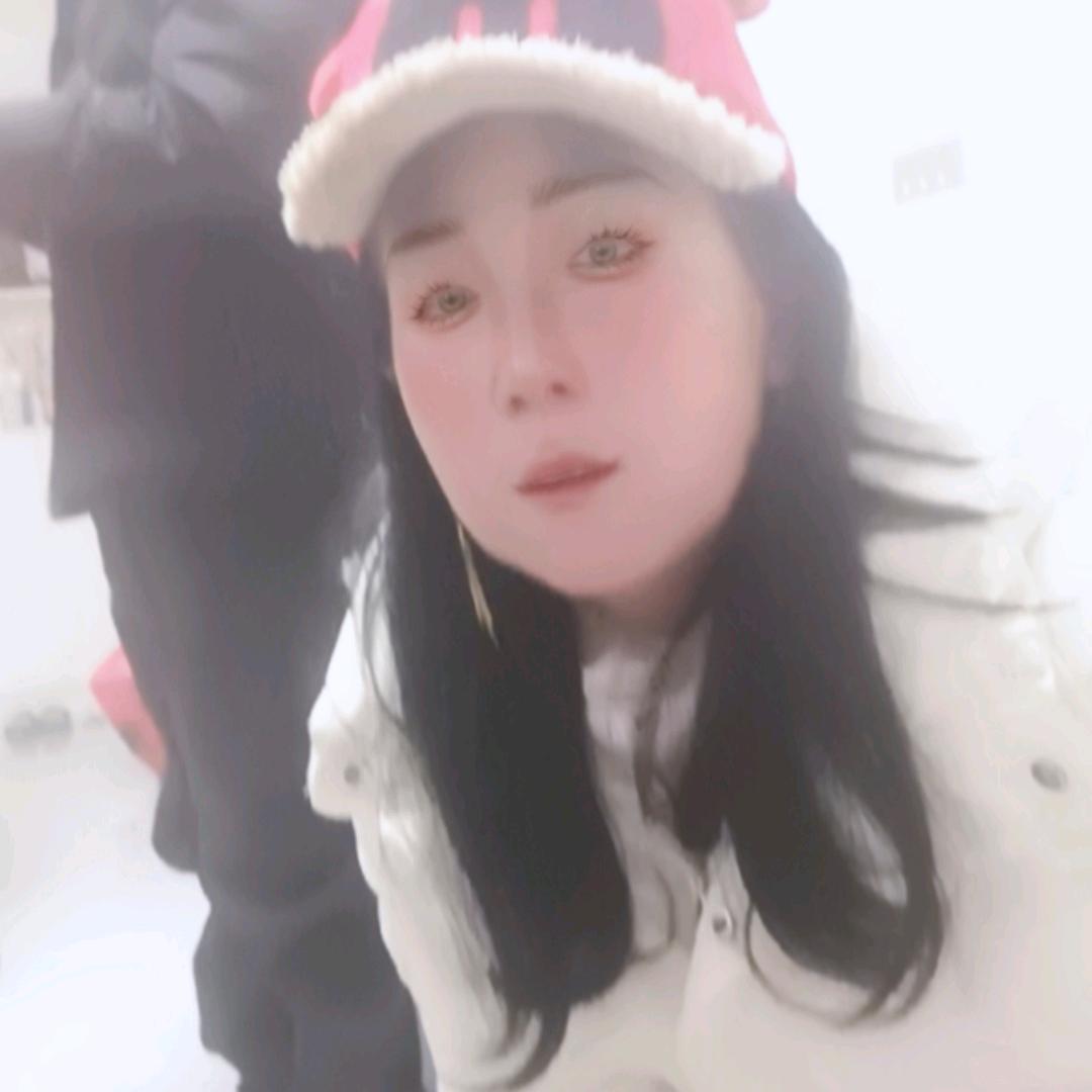华姐（不定时直播，谢谢大家关注）
