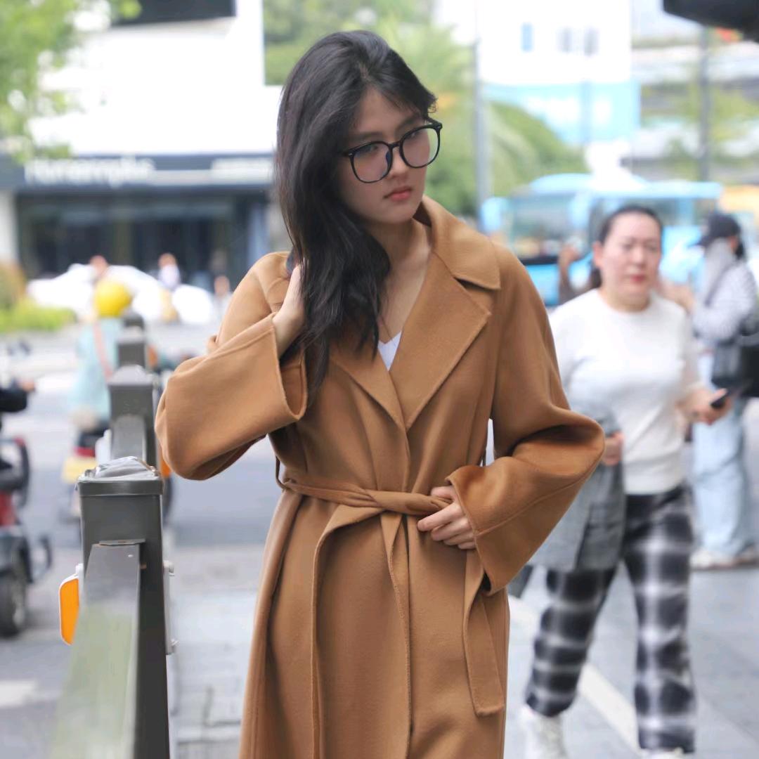 晨飞鸟光夏女装专卖店