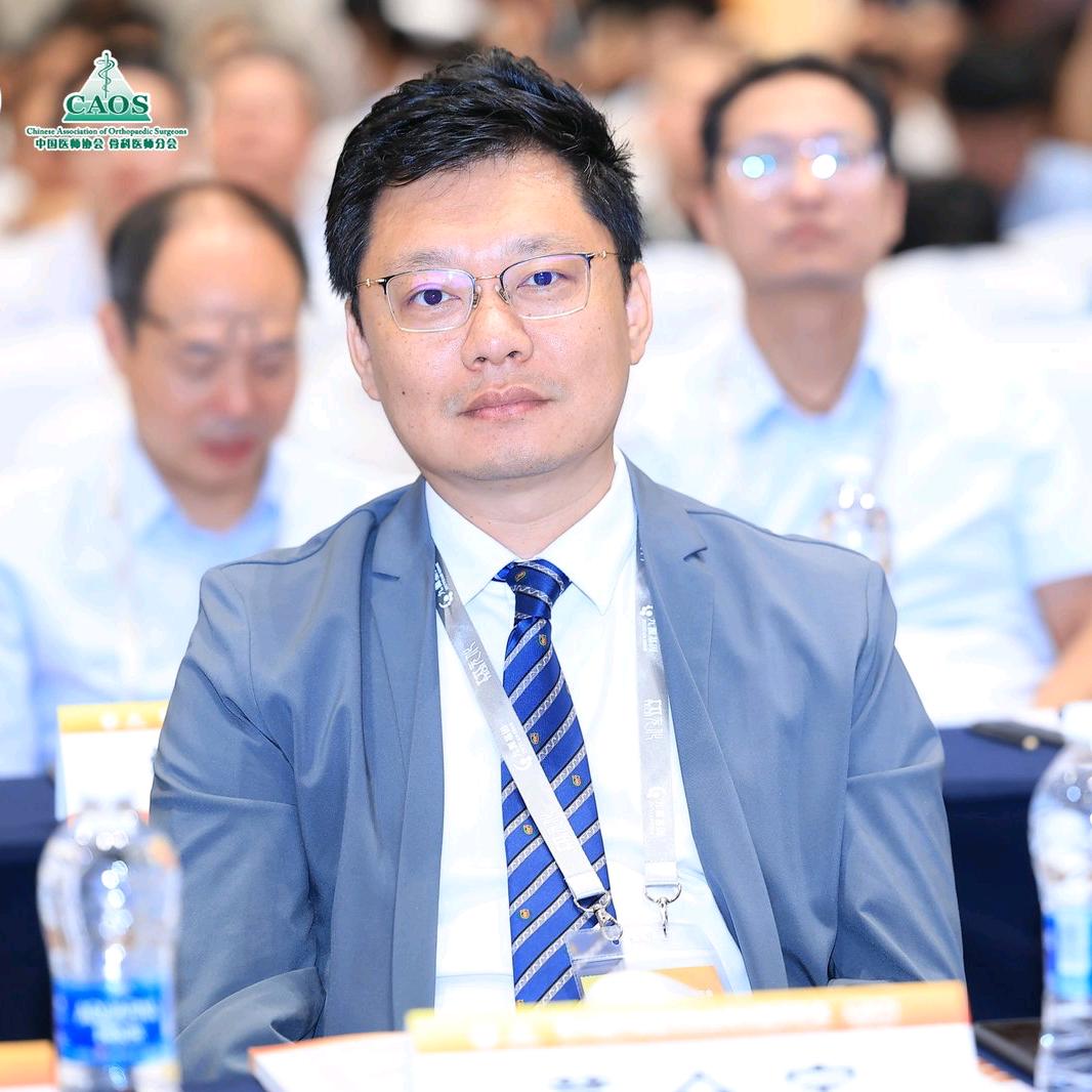 青岛大学附属医院 足踝医生 董全宇