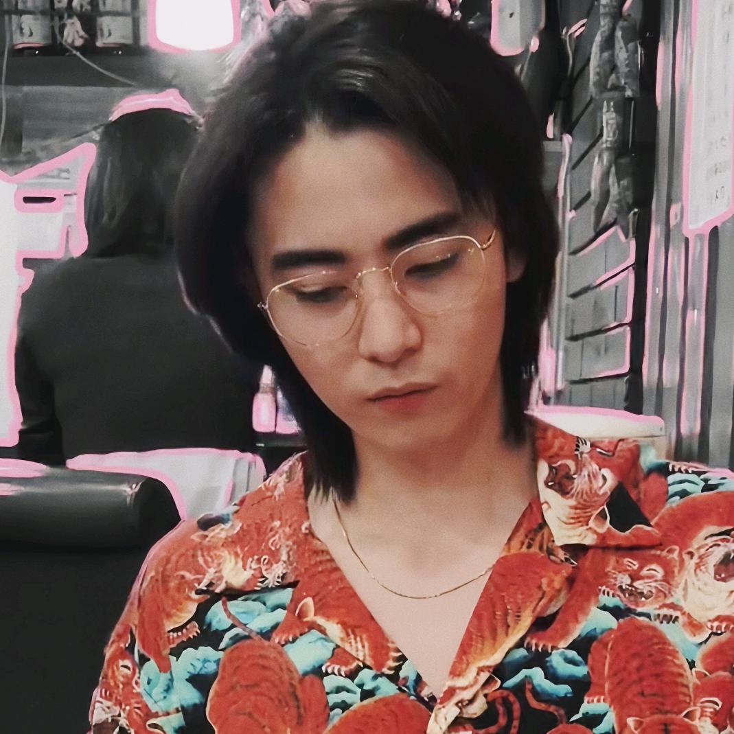 狗西八