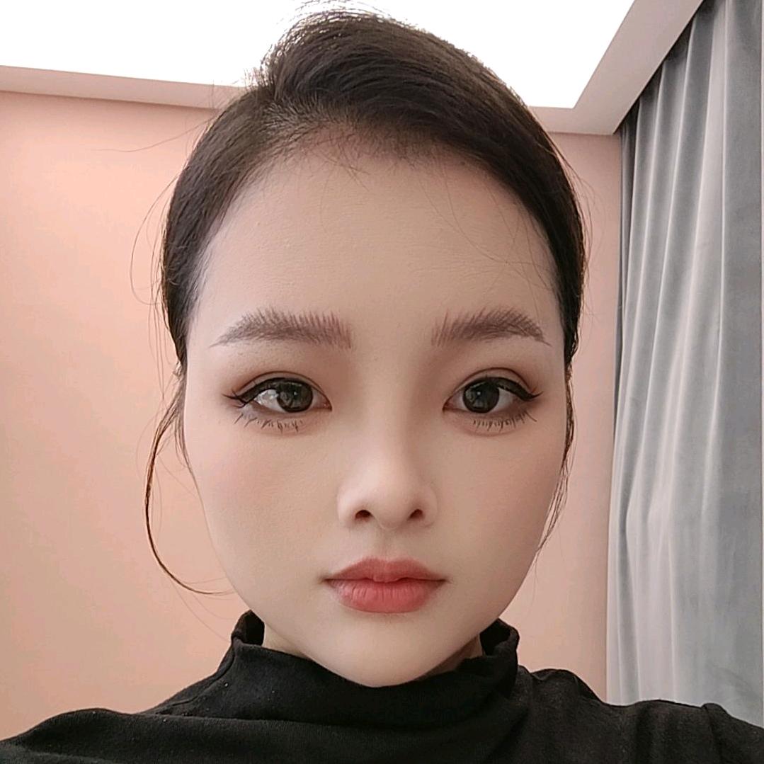 高三岁