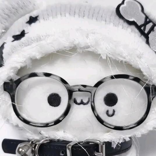 宅郁眠.