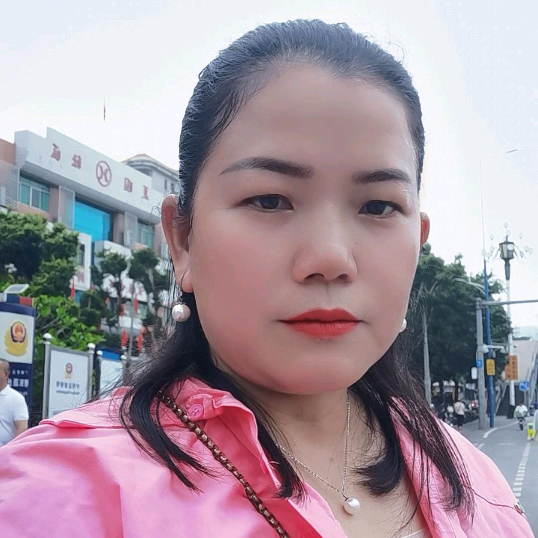 彭家小姐姐