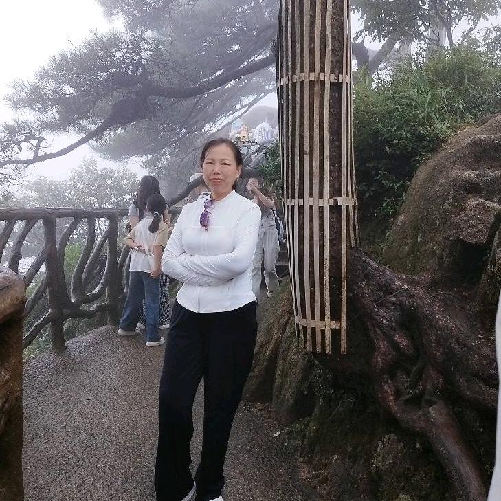 好玩（拒私聊）