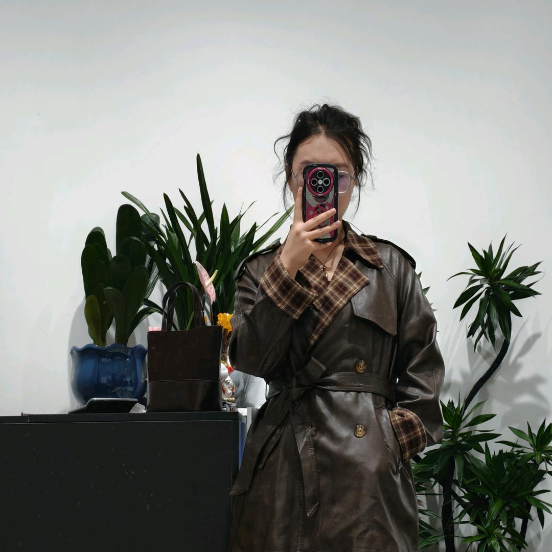 卖衣服的小婵呀
