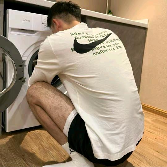 爱吃三元烧鸡的佳人🐑