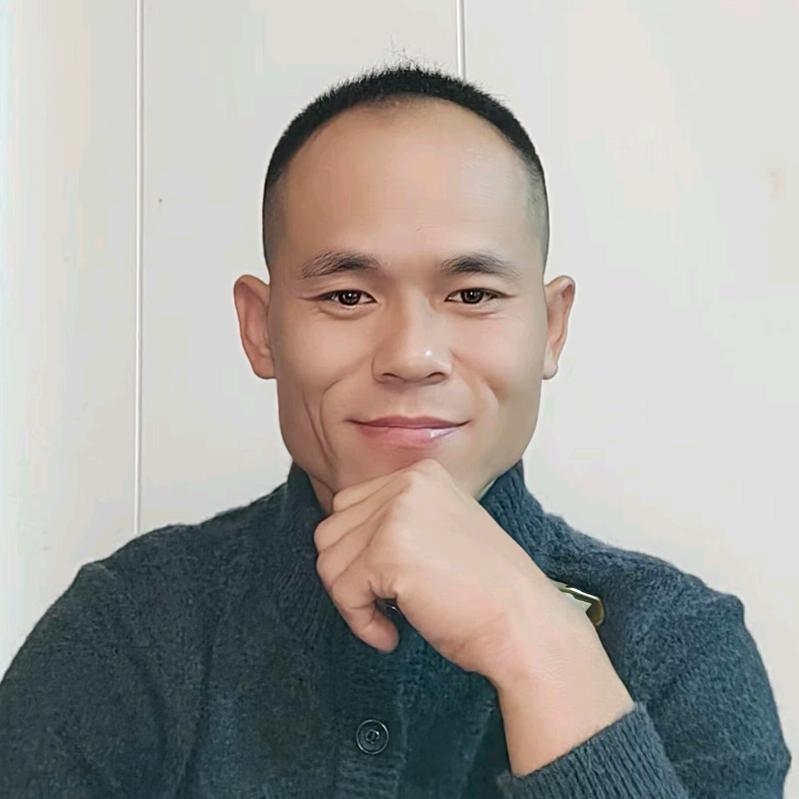 《龑龍載闐》
