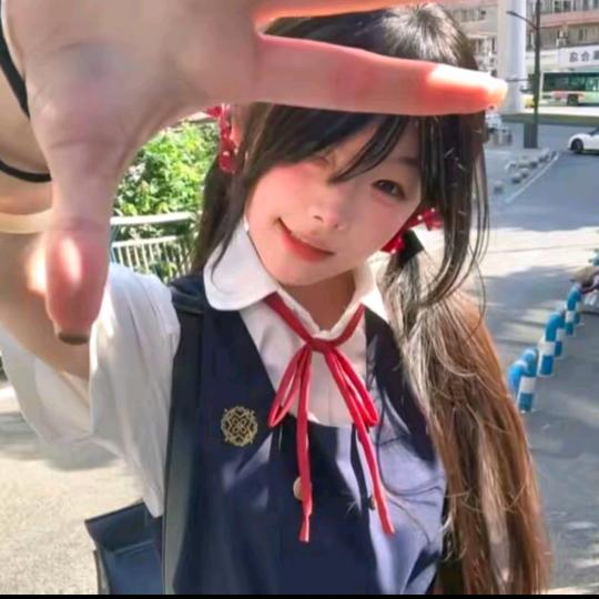 罕思怡.🎸