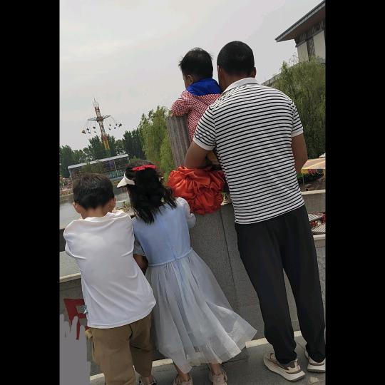 吉祥三宝😘👫👦👧👶