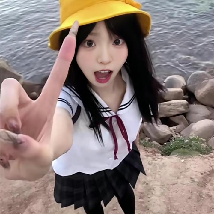 kk，。