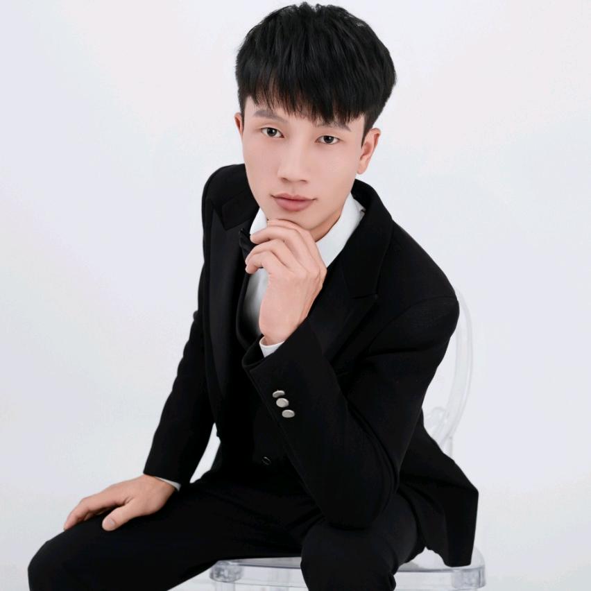 小丑八怪丫