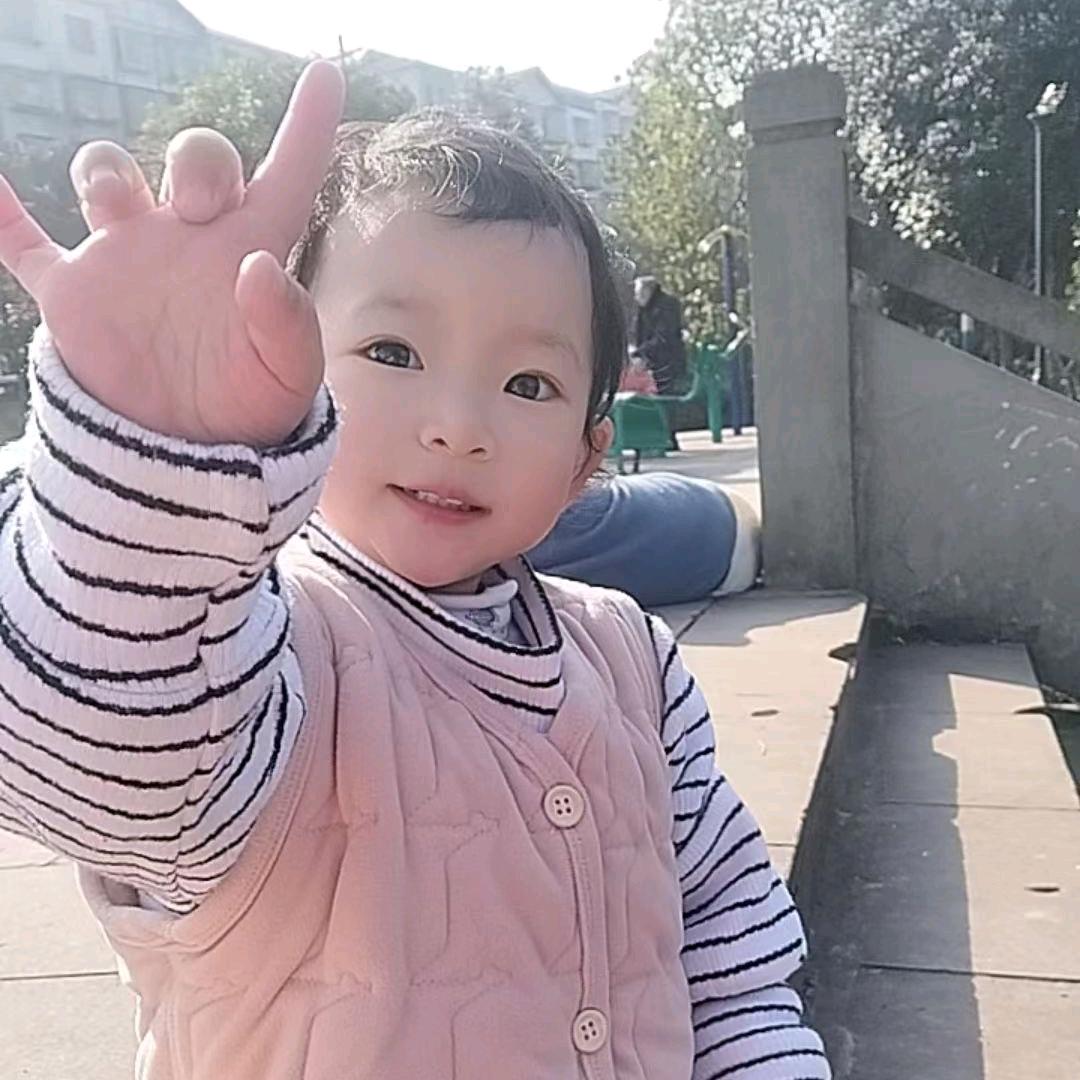 💃🏻依依