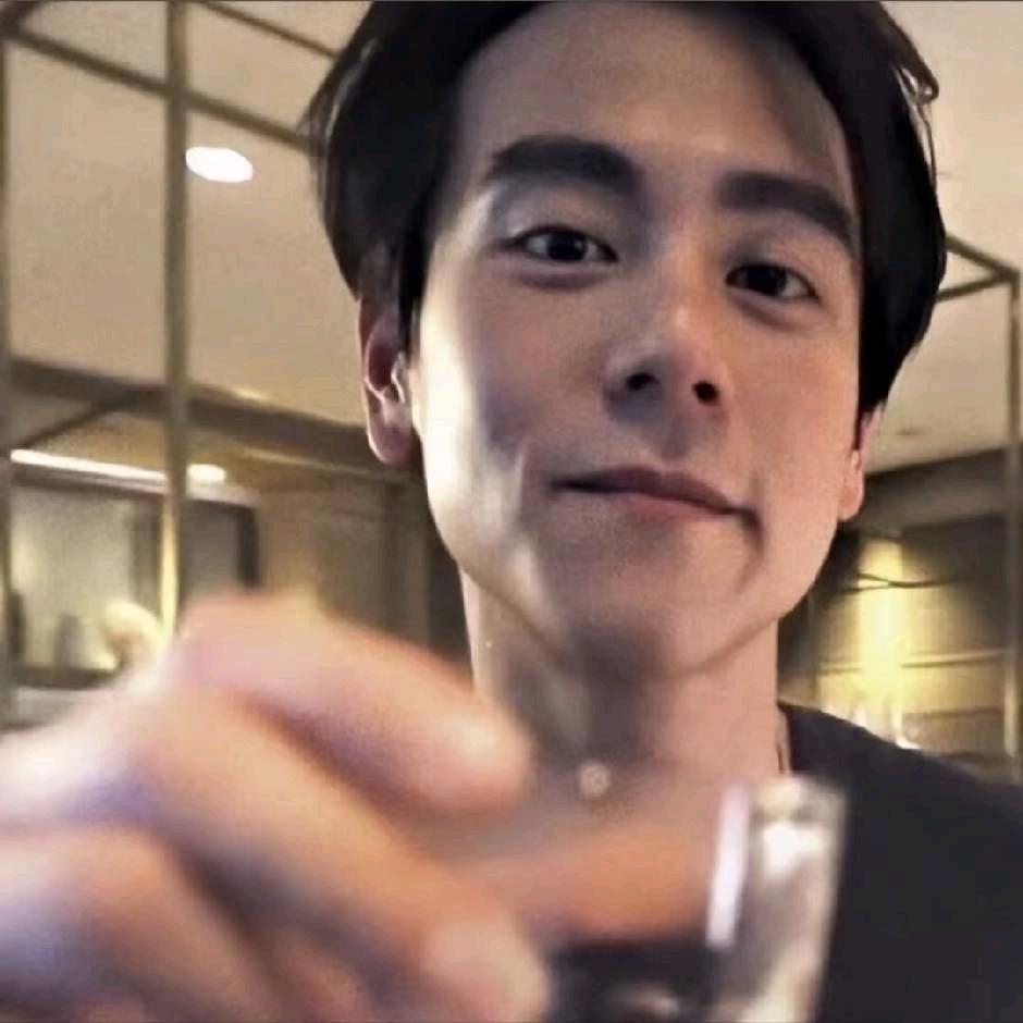 晚點睡.