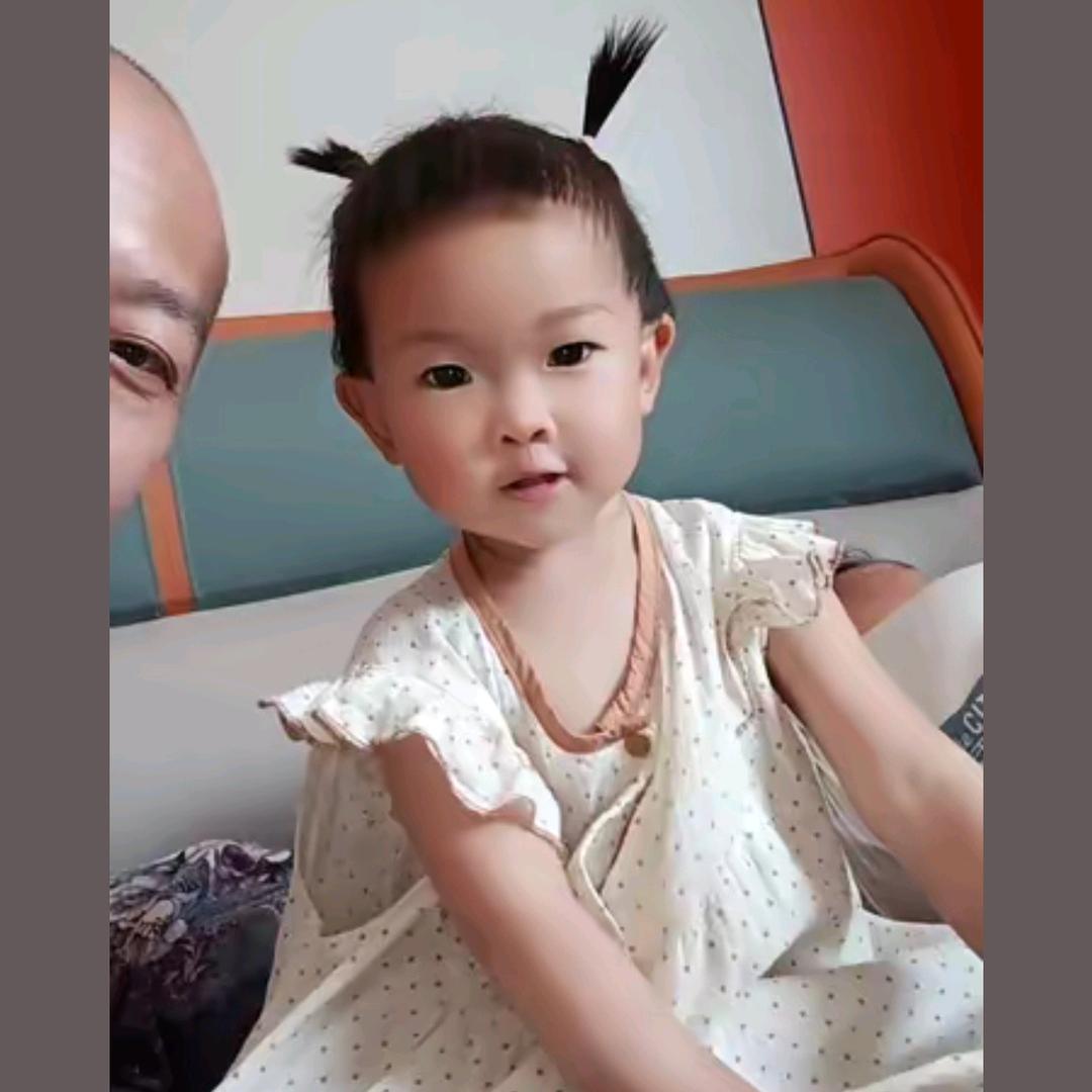 张二双订做民族服装