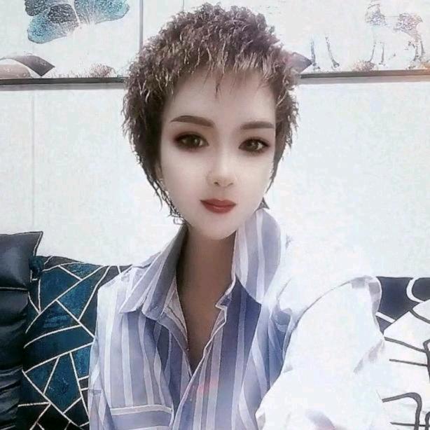 风中的玫瑰🌹《拒私聊》