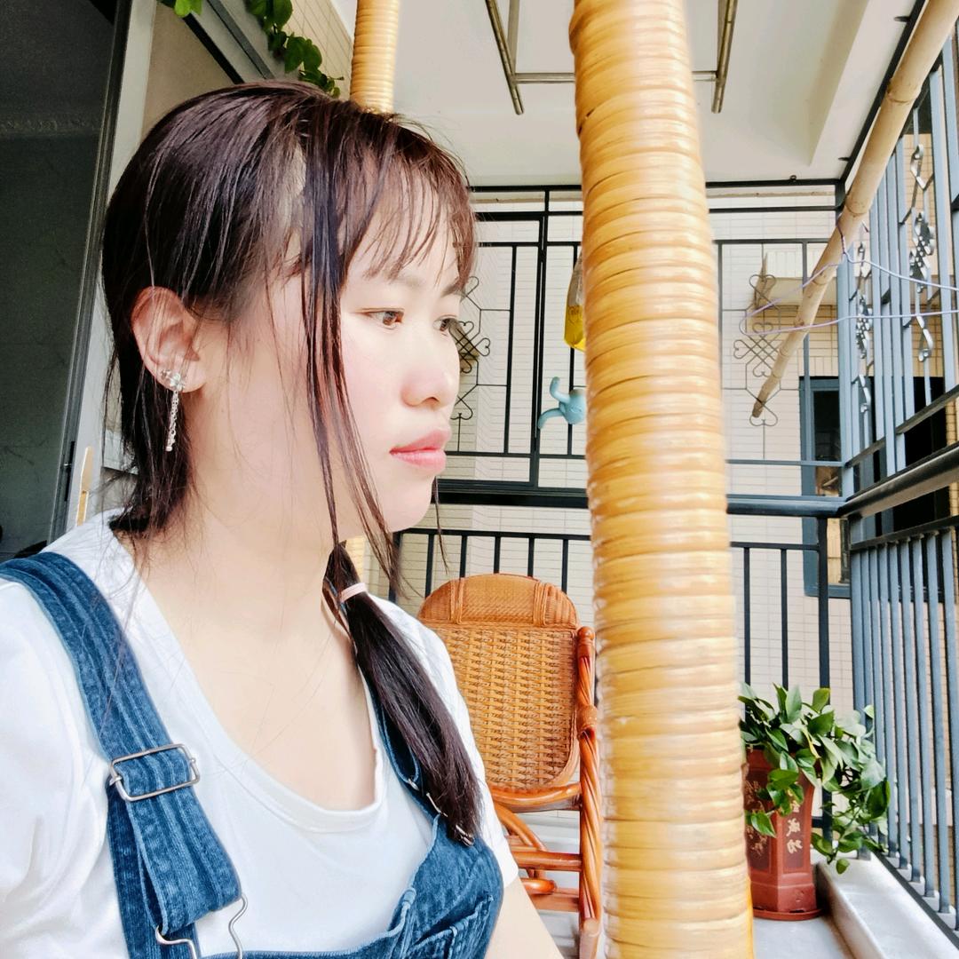 霞霞爱     随时直播