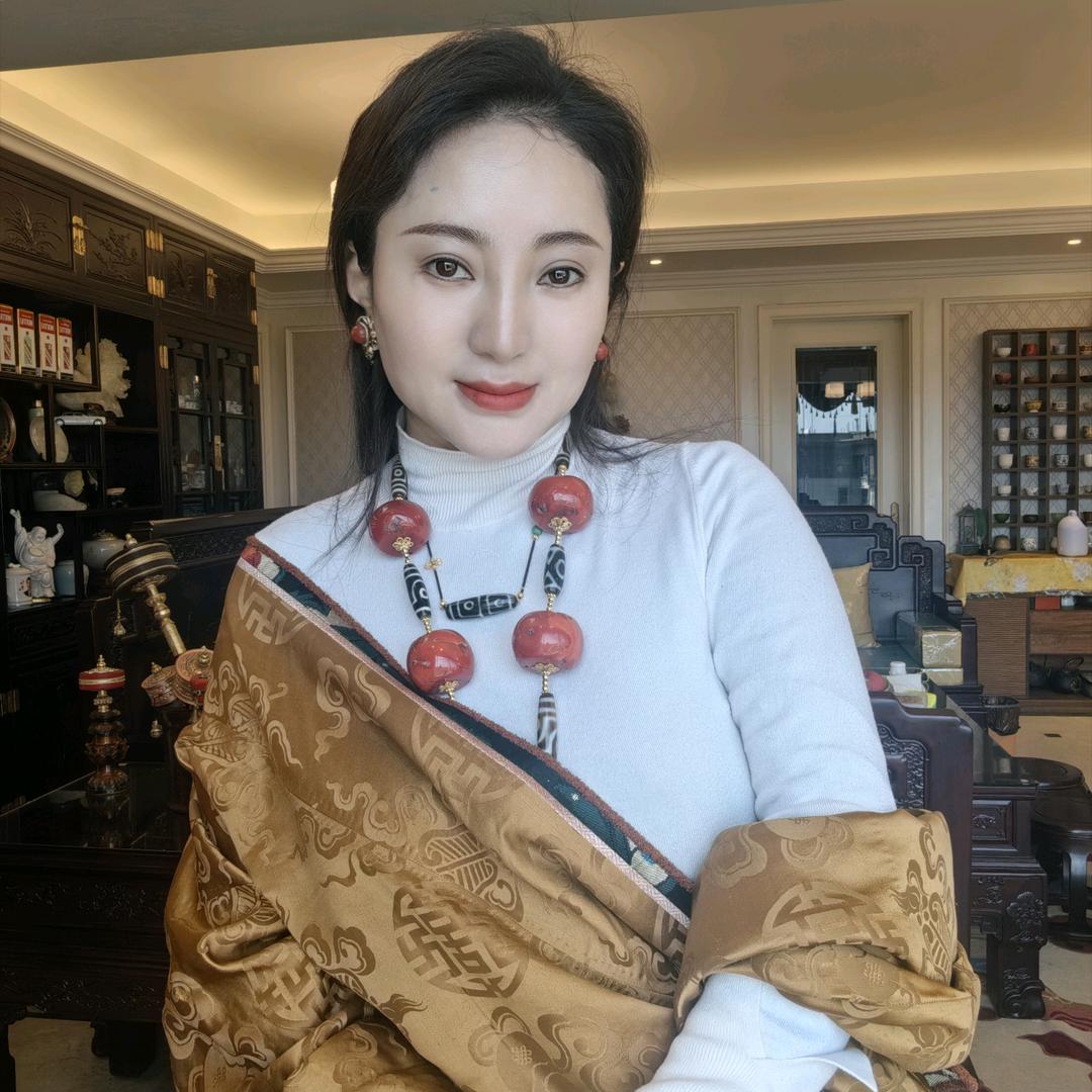 更👑央