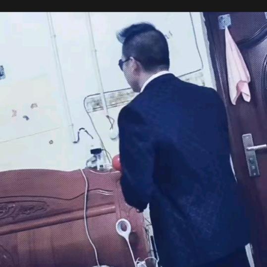 飞哥就喜欢钱💰💰💰💰💰💰