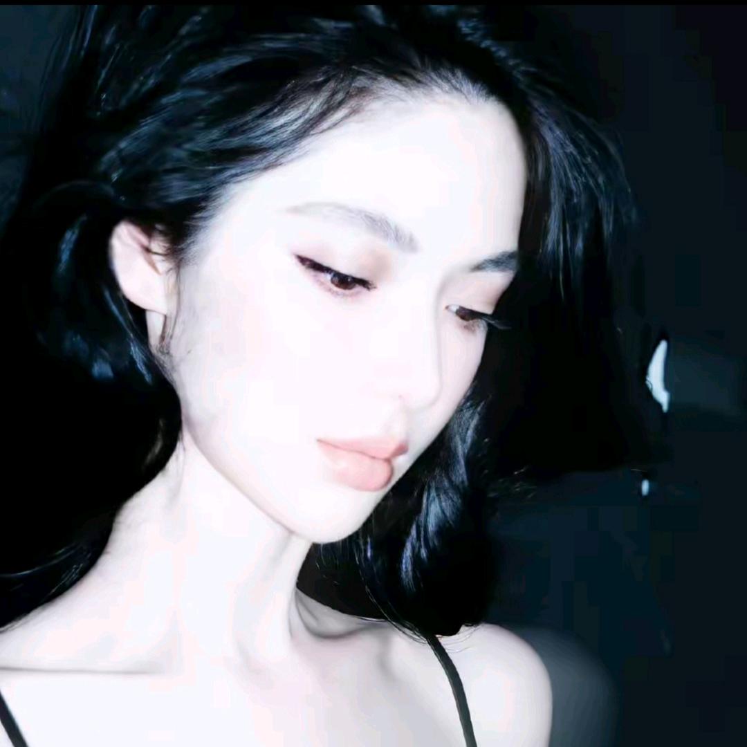 性感母蟑螂