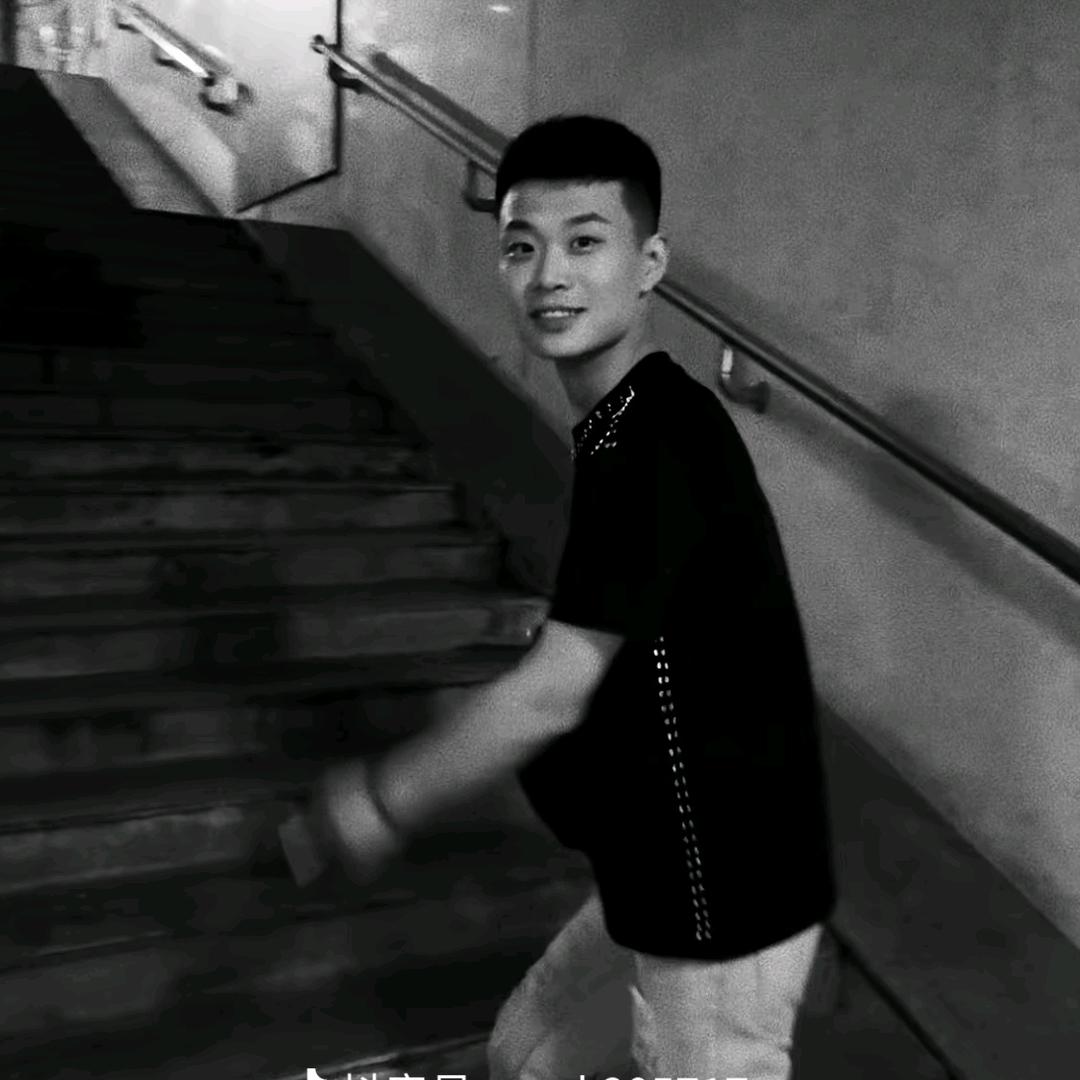 得过且过𝓡𝓸𝓼𝔂: