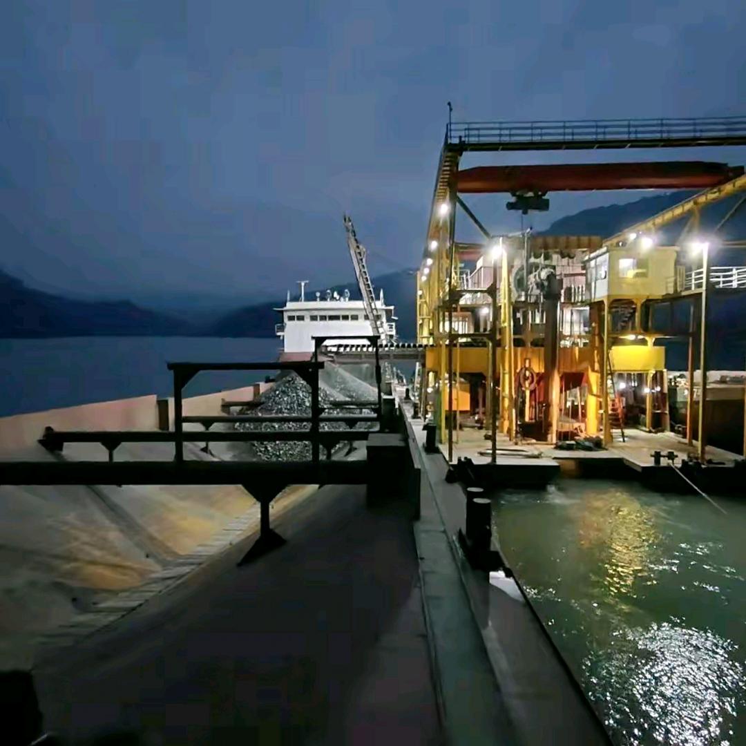 像是意中人💫