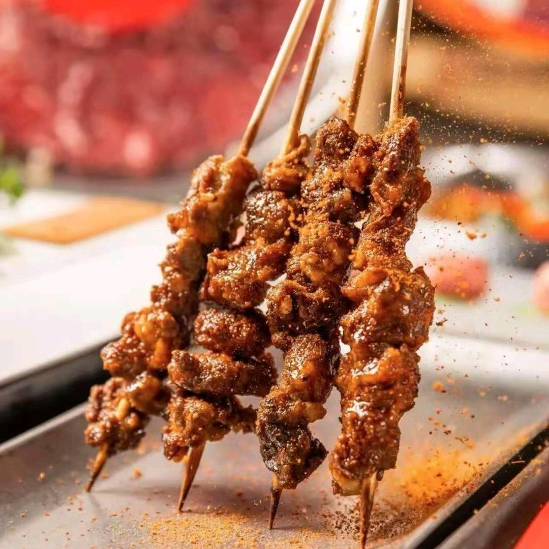 竹签烤肉纸包鱼