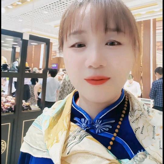 我是70后的开心小老太