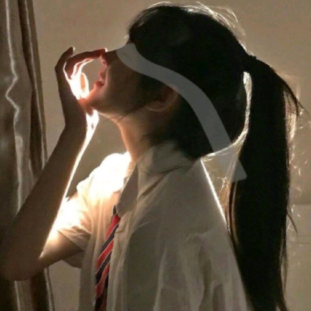 巴卫.