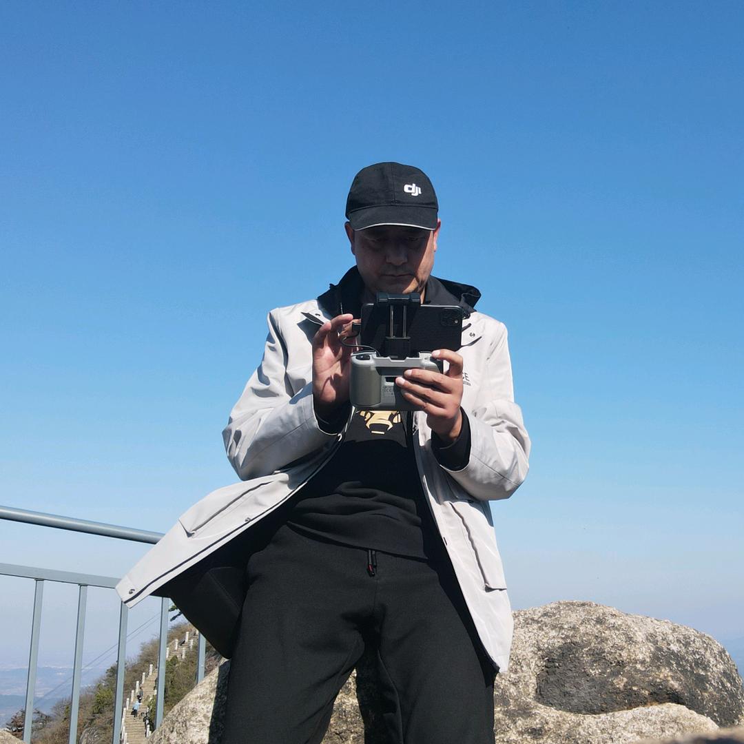 梦想天空分外蓝@航拍工作室