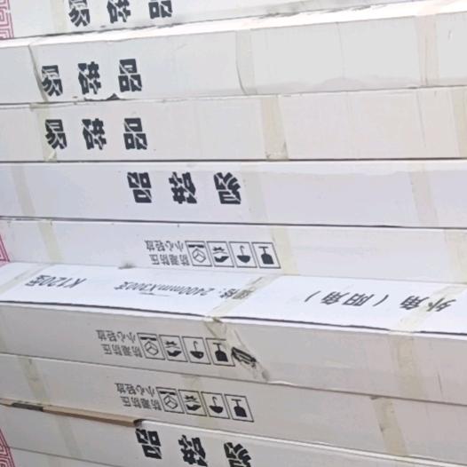 阴阳角条，油漆辅料。