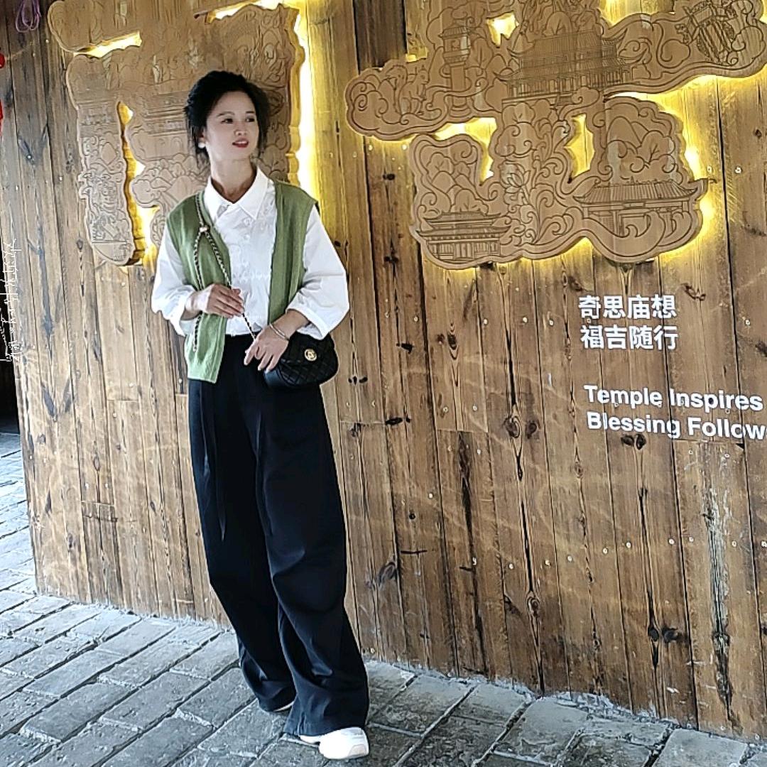 攸县步行街安踏～艳姐