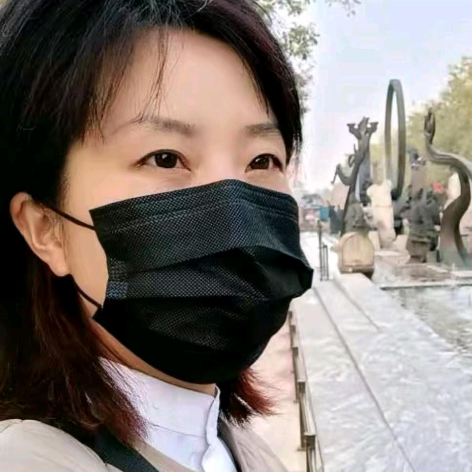 通讯录朋友（秋红）