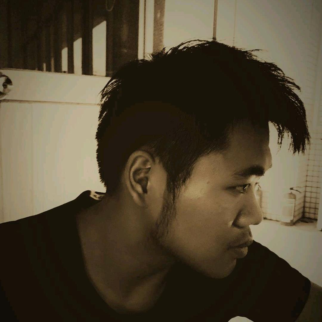 弱电集成腰突大叔