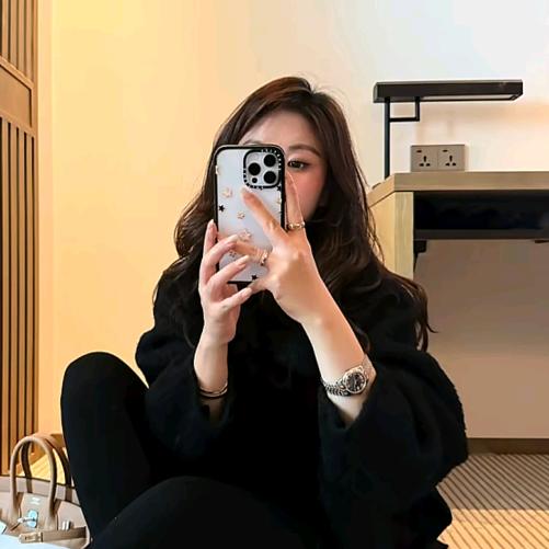 大容服饰隐成小助理