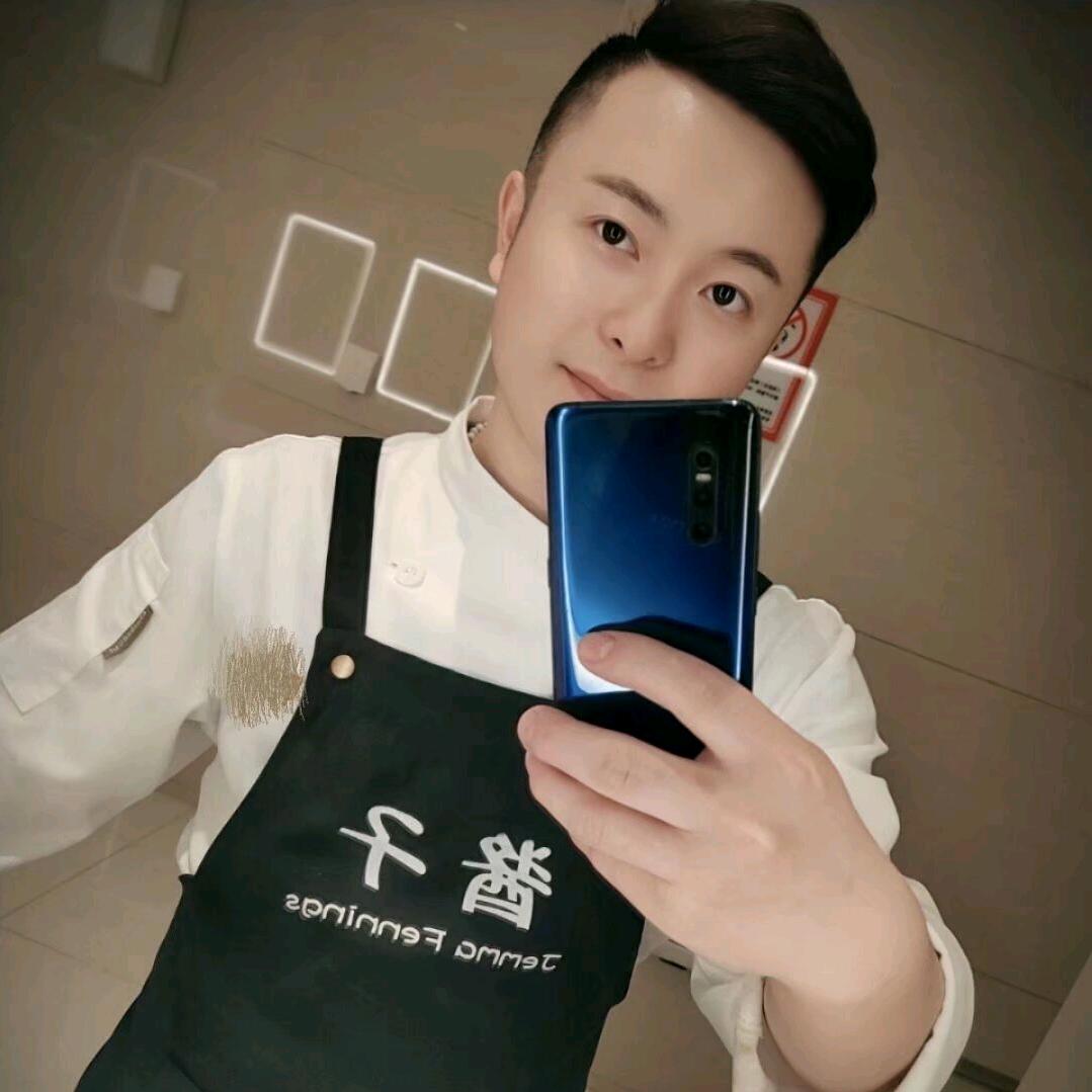 酱子。  泡泡糖