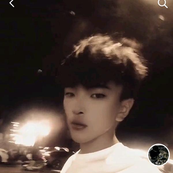 阳光男孩