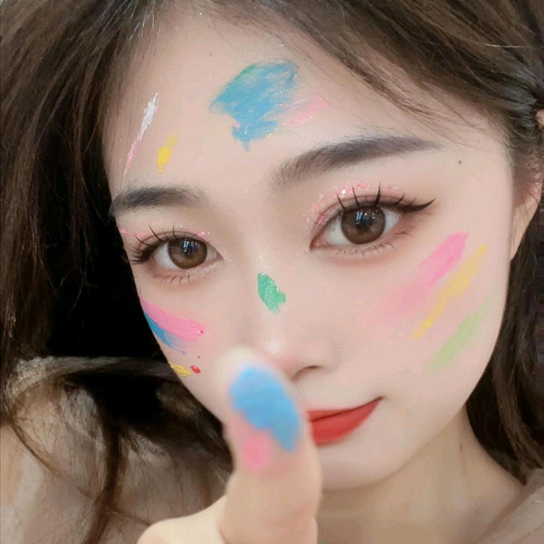 开心吖！૮ ・ﻌ・ა