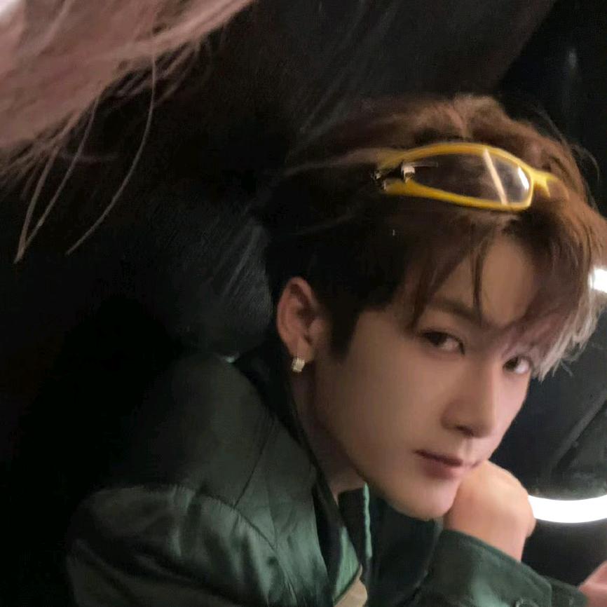 穆碗里盛杭辣椒酱