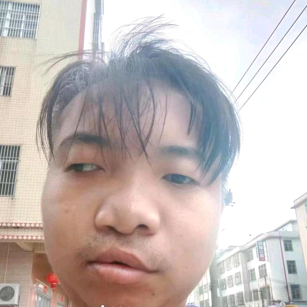 江小骆鬼才导演