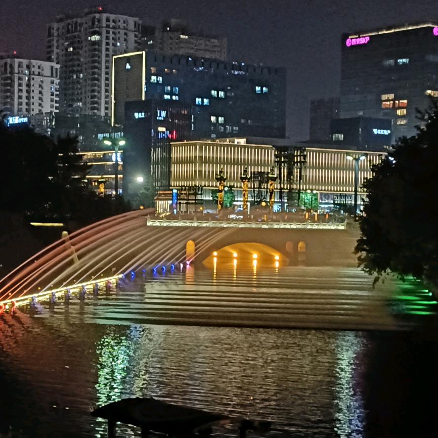 平凡