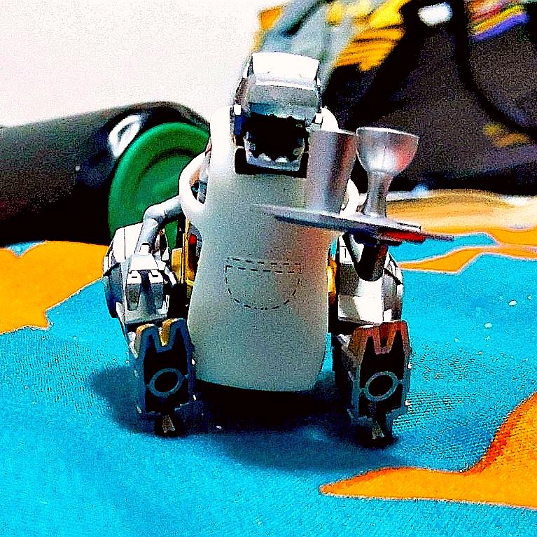 装甲隐藏“v钢索”