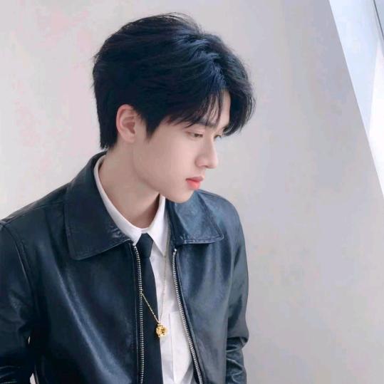 🌿与你🦅相伴🦋💖