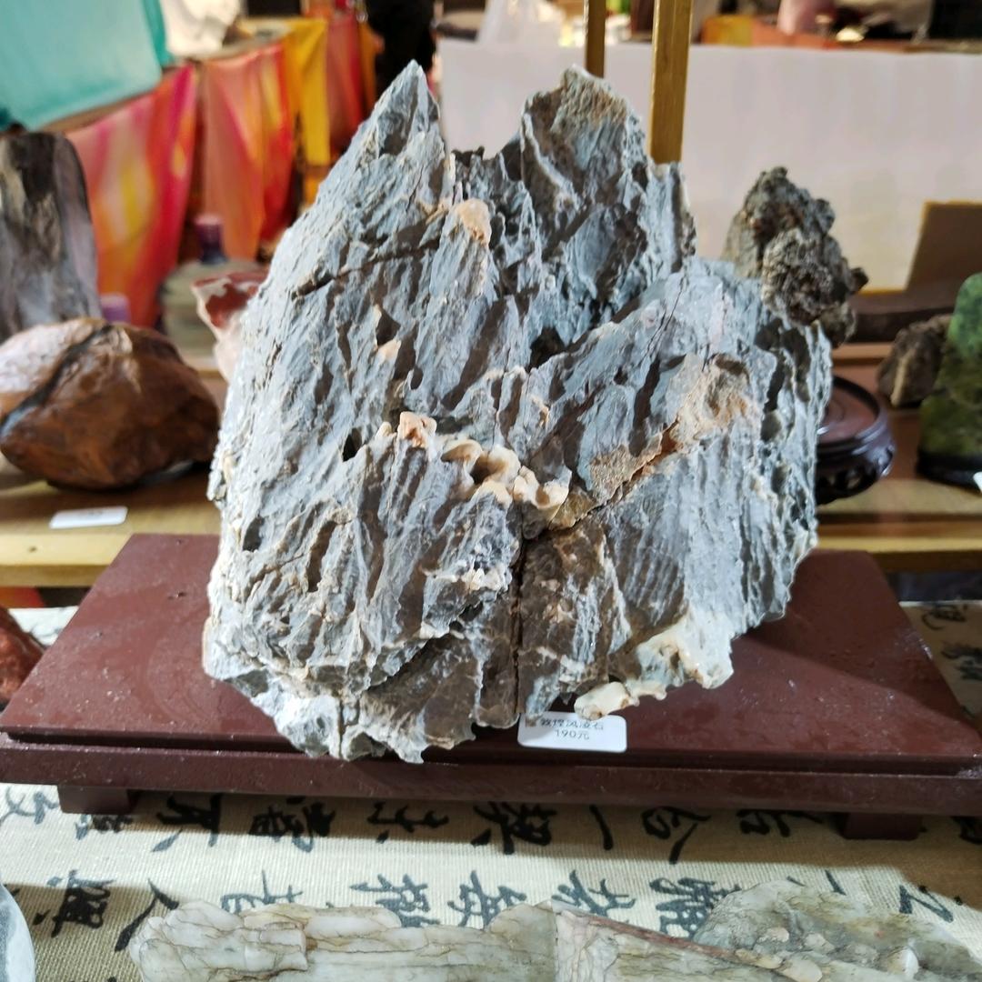老粱奇石赏玩